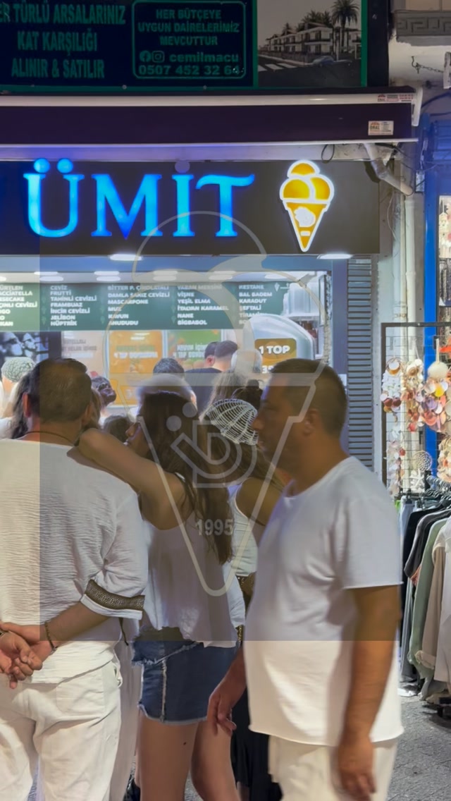 “Dondurmacı Ümit’in önü neden hep bu kadar kalabalık?” 👇